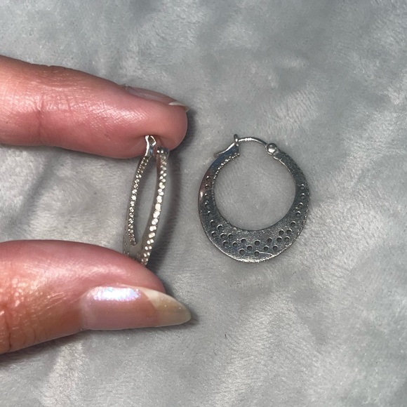 925 sterling silver earrings with real diamonds on half outside & half inside - Picture 5 of 15